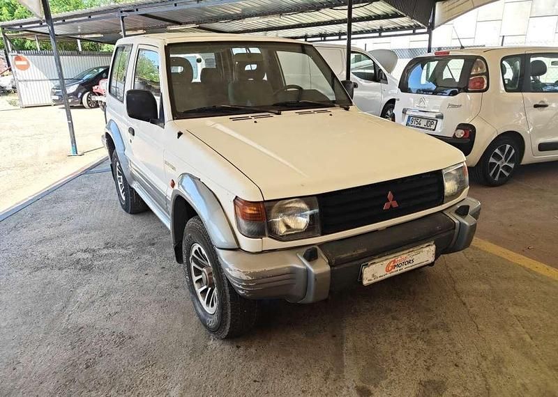 Usado Mitsubishi Montero 99 CV (72 kW) 1993 Blanco SUV