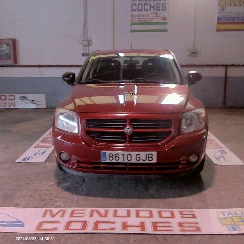 Burdeos Usado 2008 Dodge Caliber SXT Utilitario | 5800 € (Precio justo) - Imagen 1/4
