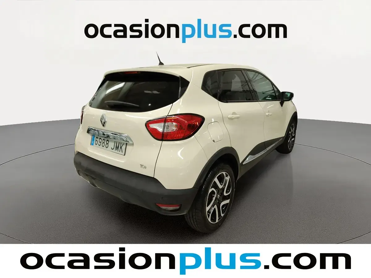 Usado Renault Captur Zen 120 CV (88 kW) 2016 Beige SUV