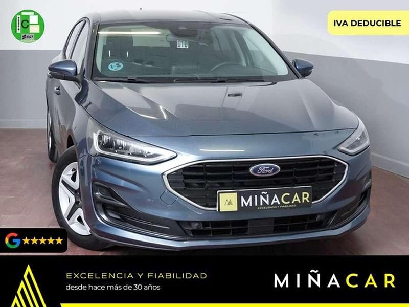 Usado Ford Focus Trend+ 120 CV (88 kW) 2022 Azul Utilitario