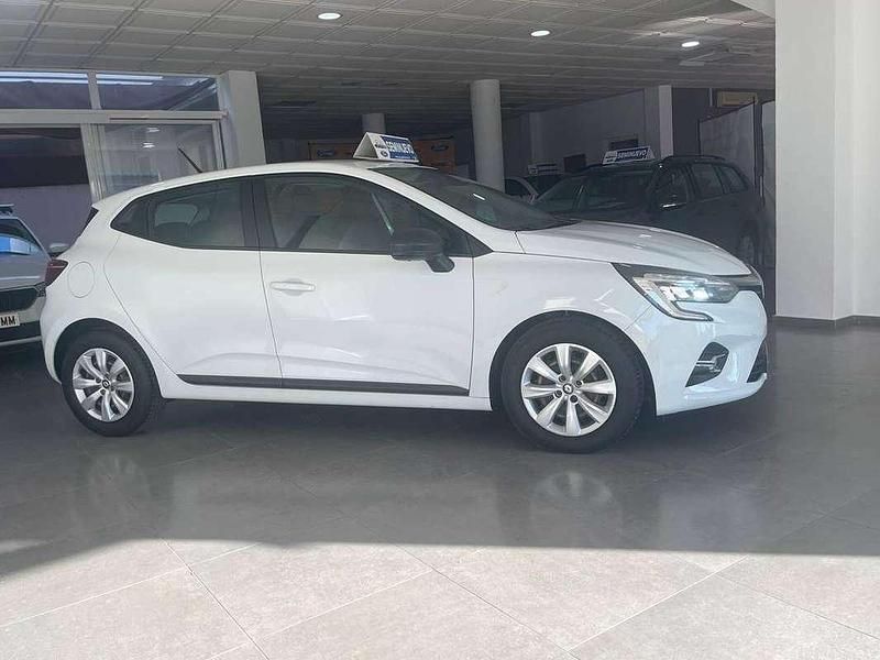 Usado Renault Clio V Business 67 CV (49 kW) 2021 Blanco Utilitario