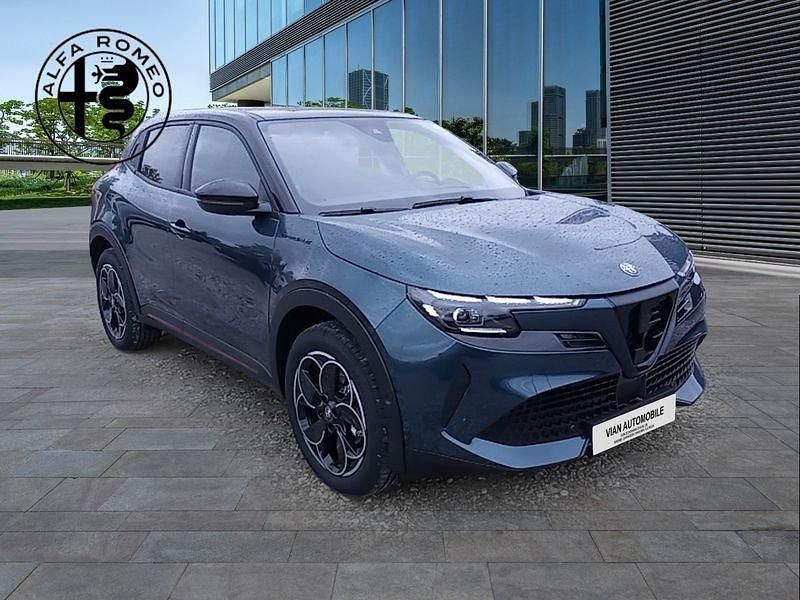 Usado Alfa Romeo Junior Edizione Speciale 136 CV (100 kW) 2024 SUV