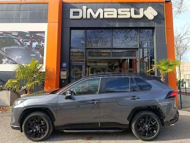 Usado Toyota RAV4 Hybrid Style 218 CV (160 kW) 2021 Gris / plata SUV
