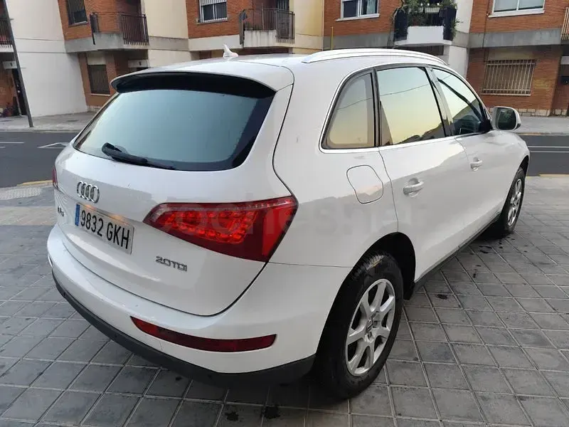 Usado Audi Q5 S-Line 170 CV (125 kW) 2010 Blanco SUV