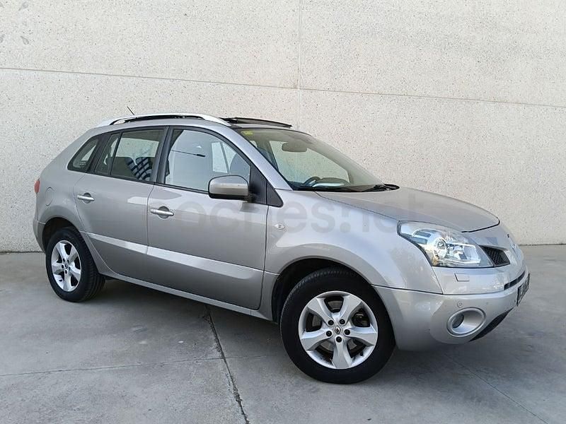 Usado Renault Koleos Expression 150 CV (110 kW) 2008 Gris / plata SUV