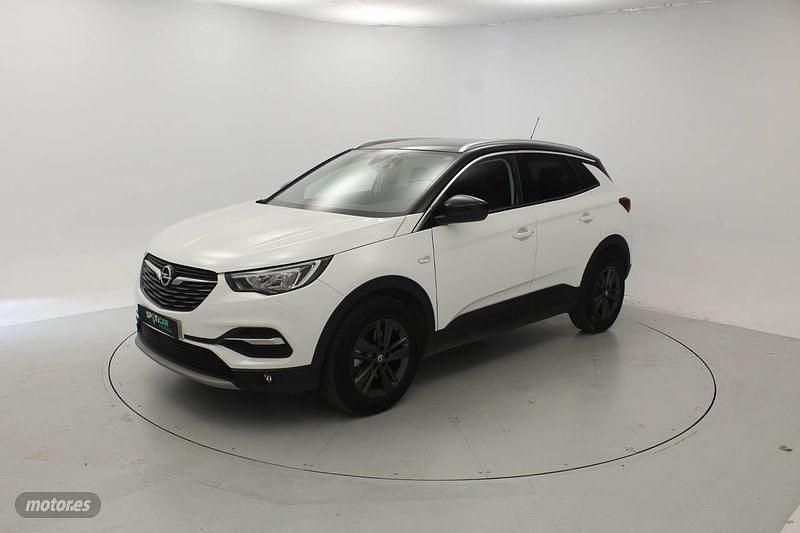 Usado Opel Grandland X Design Edition 130 CV (95 kW) 2021 Blanco SUV
