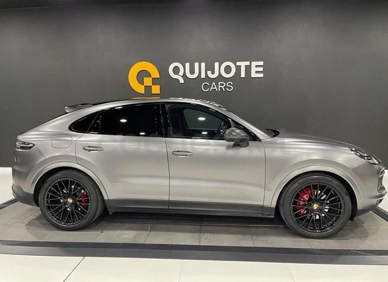 Usado Porsche Cayenne 440 CV (323 kW) 2021 Gris / plata SUV