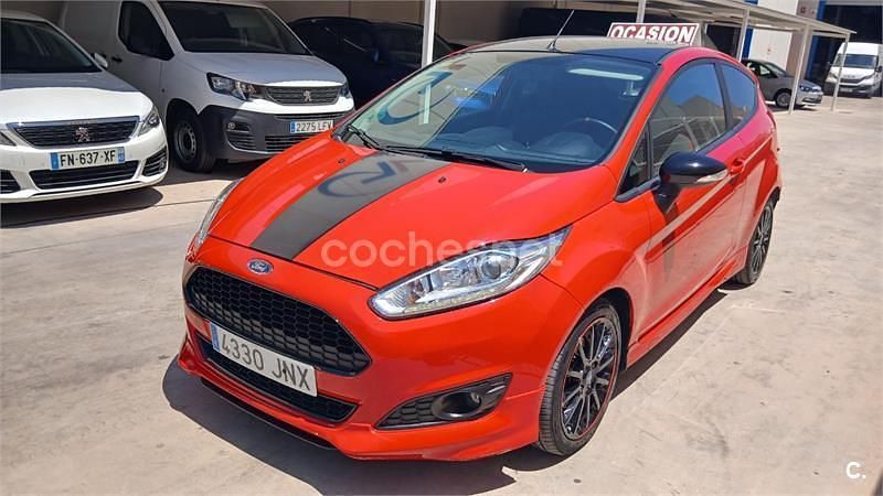 Rojo Usado 2016 Ford Fiesta Berlina | 9800 € (Precio justo) - Imagen 1/4