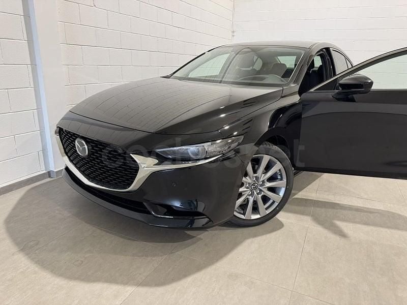 Usado Mazda 3 140 CV (102 kW) 2025 Negro Berlina