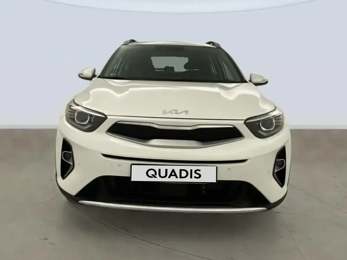 Usado Kia Stonic 100 CV (73 kW) 2023 Blanco SUV