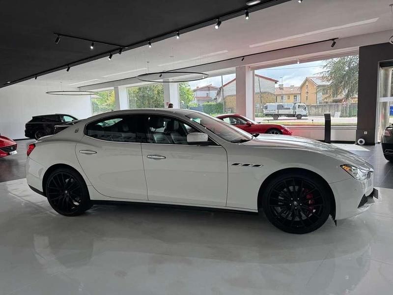 Usado Maserati Ghibli 411 CV (302 kW) 2016 Blanco Berlina