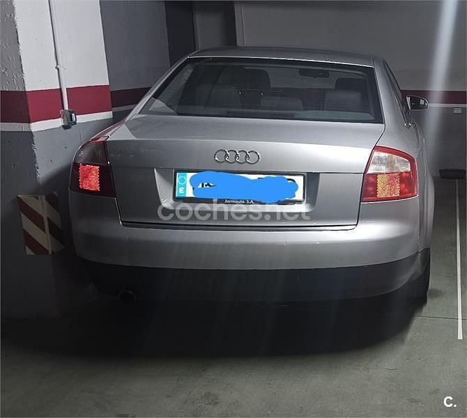 Gris / plata Usado 2005 Audi A4 Berlina | 6300 € (Precio justo) - Imagen 1/4