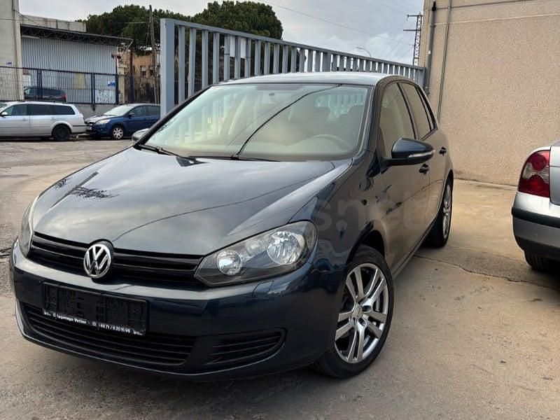 Usado VW Golf VI Highline 102 CV (75 kW) 2009 Verde Utilitario