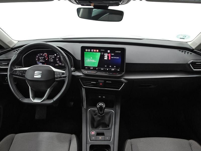 Usado Seat Leon Style 116 CV (85 kW) 2025 Gris Berlina