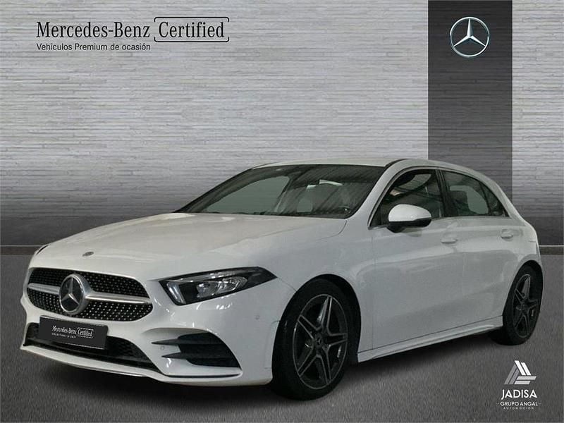 Usado Mercedes A180 136 CV (100 kW) 2021 Blanco Berlina
