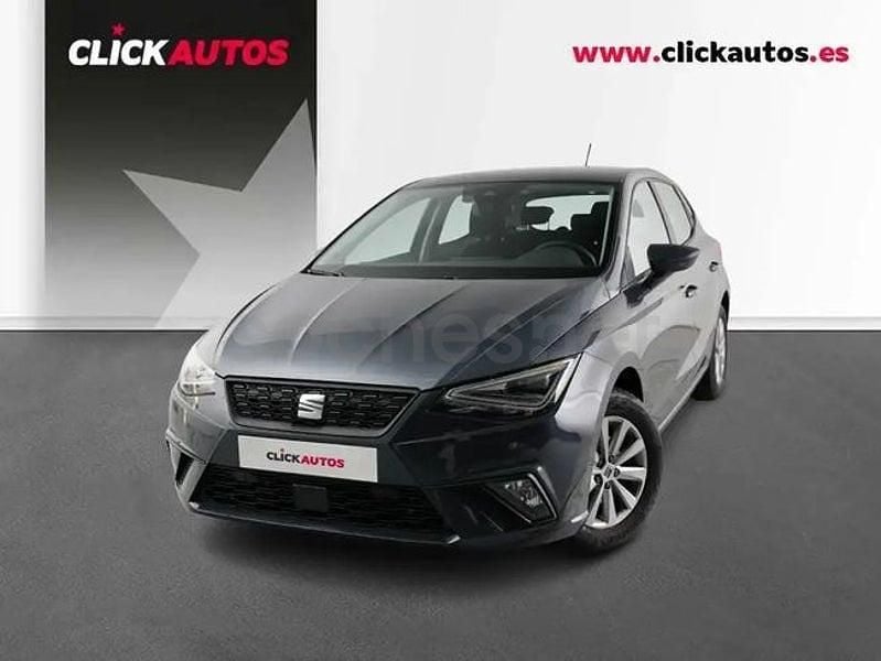 Usado Seat Ibiza Style 115 CV (84 kW) 2025 Gris / plata Utilitario