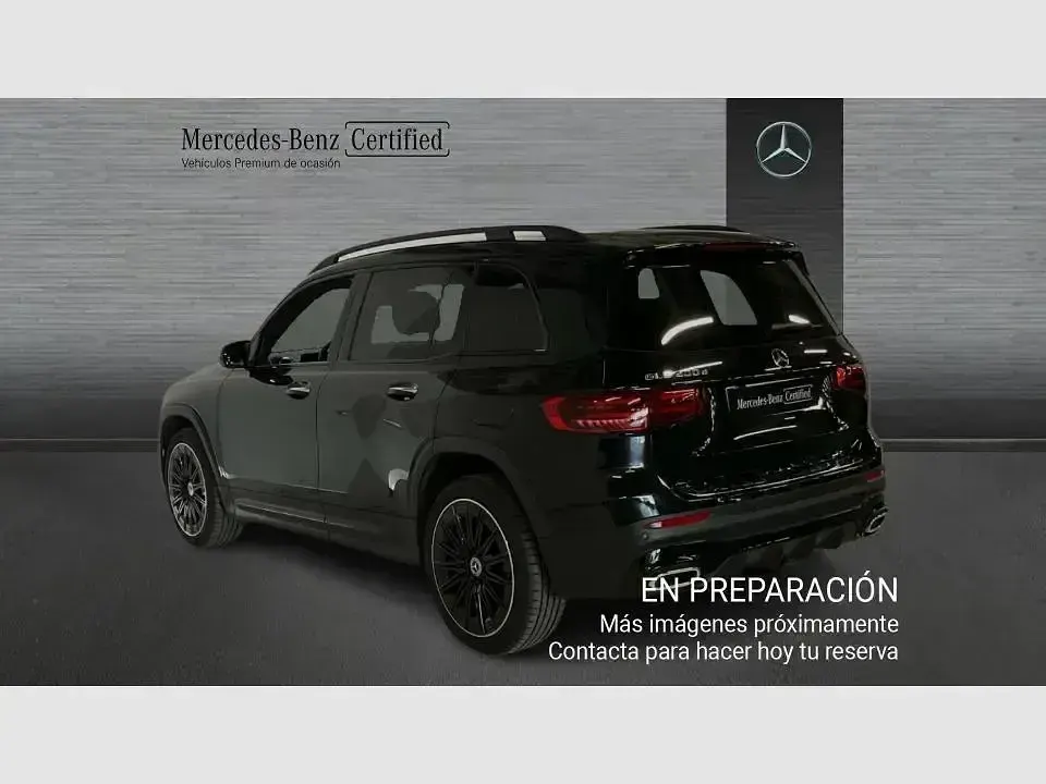 Usado Mercedes GLB200 150 CV (110 kW) 2025 Negro SUV