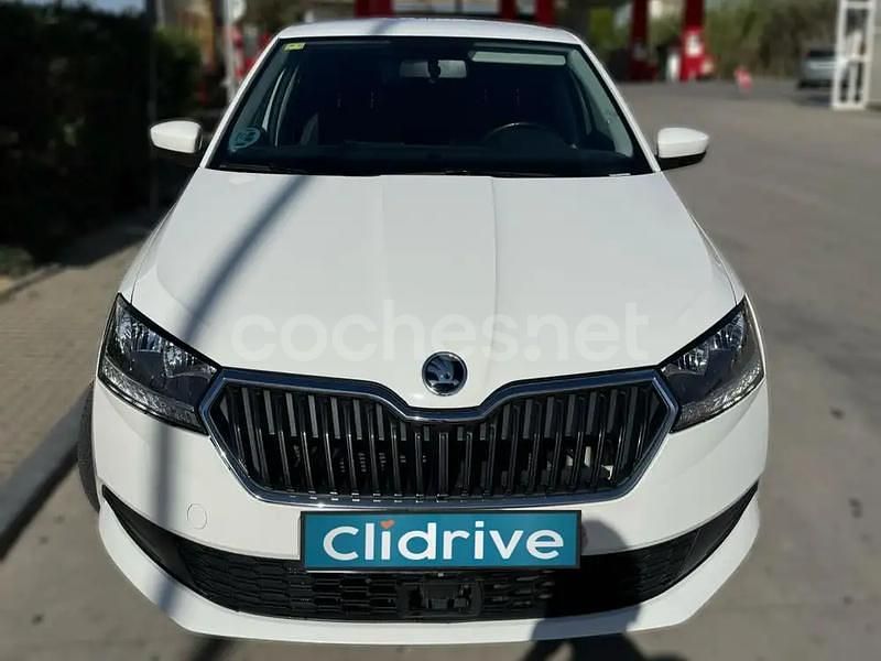 Usado Skoda Fabia Ambition 60 CV (44 kW) 2020 Blanco Berlina