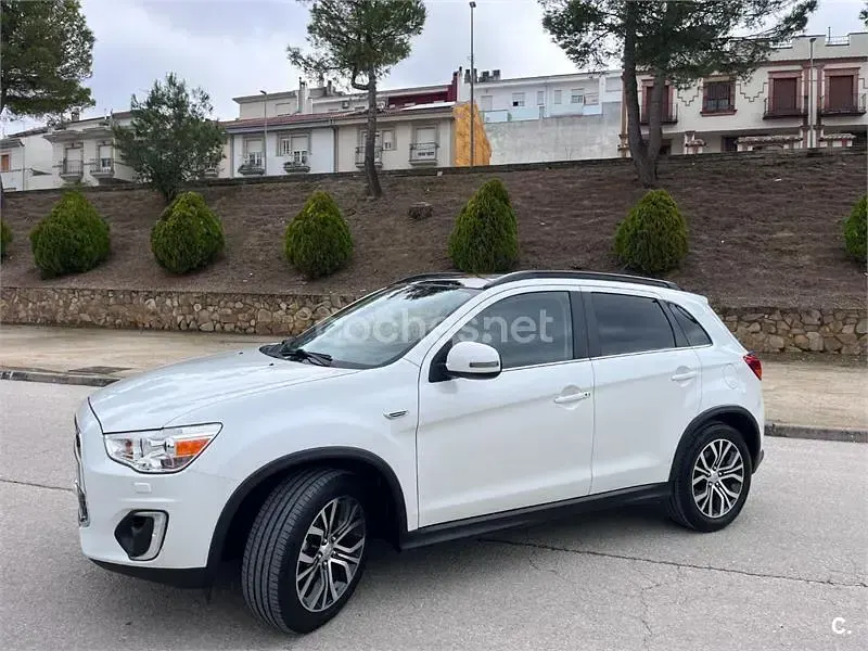 Usado Mitsubishi ASX 114 CV (83 kW) 2015 Blanco SUV