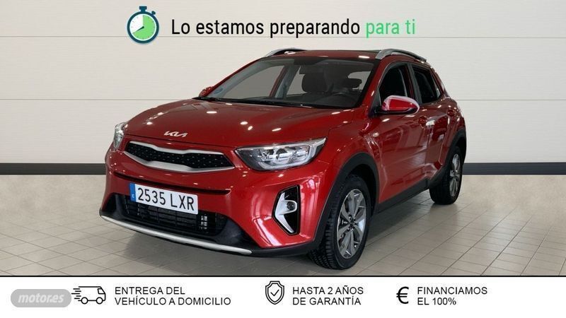 Usado Kia Stonic 100 CV (73 kW) 2022 Rojo SUV