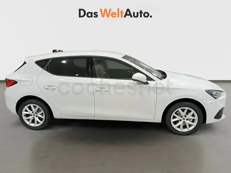 Nuevo Seat Leon Style 116 CV (85 kW) 2026 Blanco Berlina