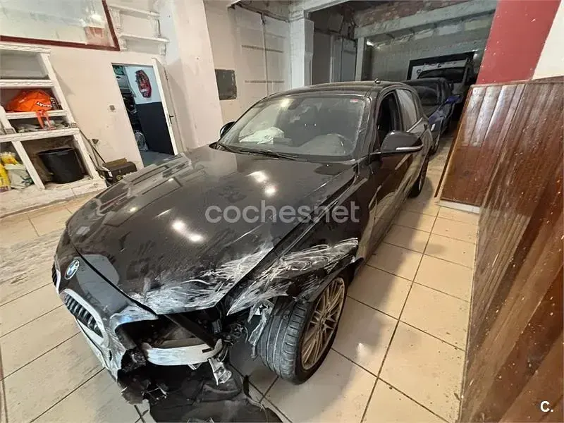 Usado BMW 116 Efficient Dynamics 116 CV (85 kW) 2017 Negro Utilitario