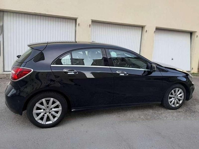Usado Mercedes A220 Style 136 CV (100 kW) 2016 Negro Berlina