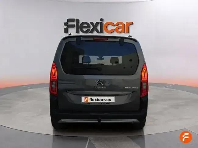Usado Citroën e-Berlingo Feel 100 kW (136 CV) 2023 Gris Monovolumen