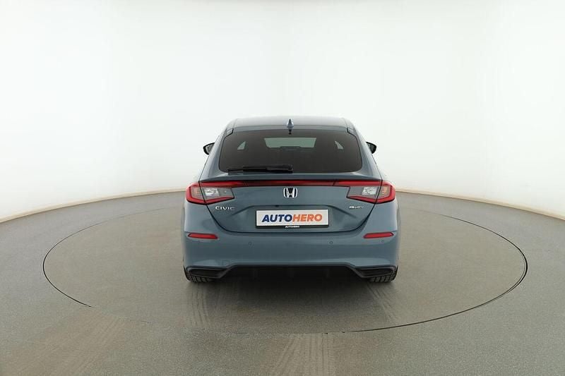 Usado Honda Civic Sport 184 CV (135 kW) 2025 Gris Berlina