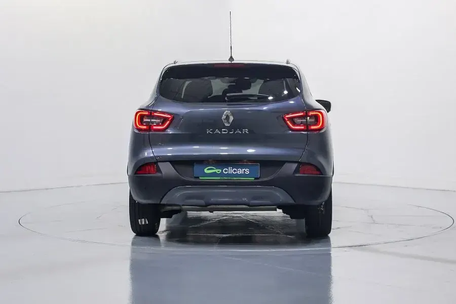 Usado Renault Kadjar XMOD 130 CV (95 kW) 2016 Gris / plata SUV