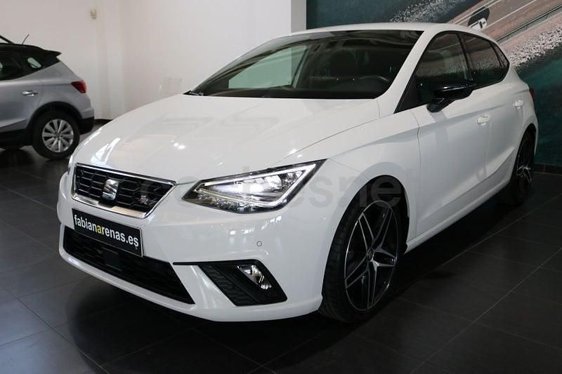 Usado Seat Ibiza FR 150 CV (110 kW) 2021 Blanco Utilitario