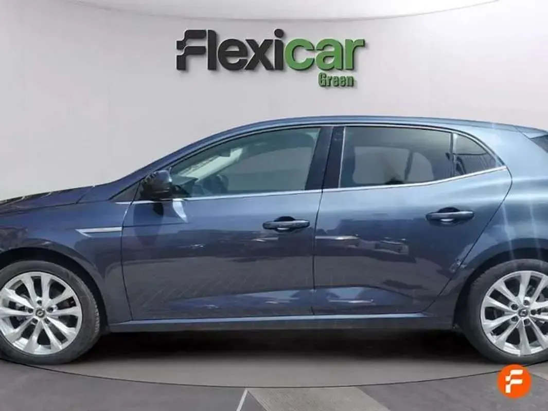 Usado Renault Mégane Intens 140 CV (102 kW) 2020 Gris Utilitario