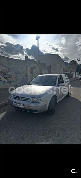 Gris / plata Usado 2003 VW Golf Berlina | 4500 € (Precio justo) - Imagen 1/4