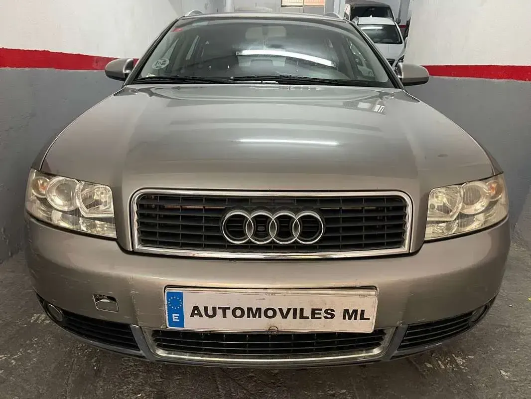 Usado Audi A4 163 CV (119 kW) 2004 Berlina