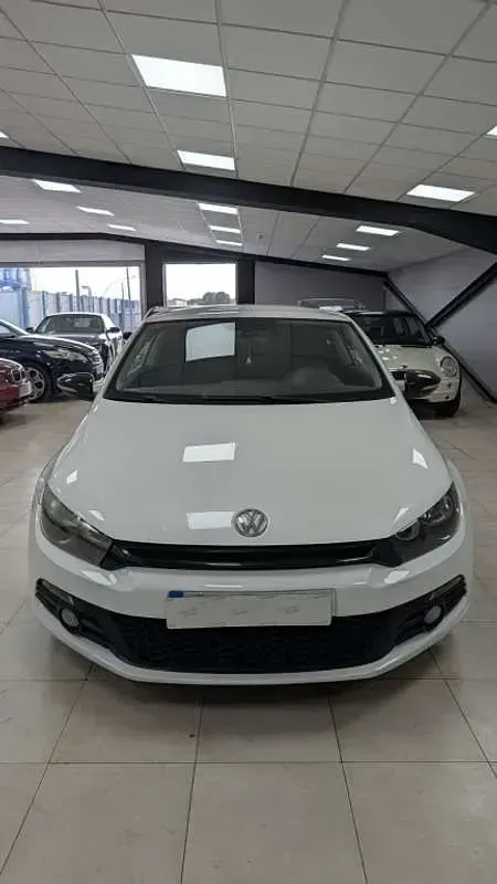 Usado VW Scirocco 140 CV (102 kW) 2010 Blanco Coupe