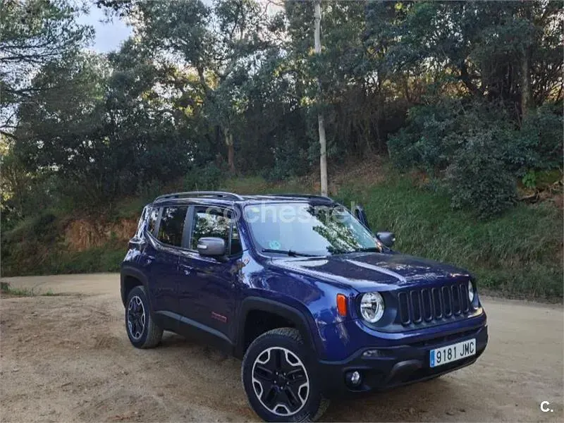 Usado Jeep Renegade Trailhawk 170 CV (125 kW) 2016 Azul SUV