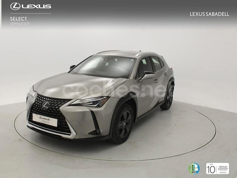 Gris / plata Usado 2022 Lexus UX Business Edition SUV | 27.825 € (Precio justo) - Imagen 1/4