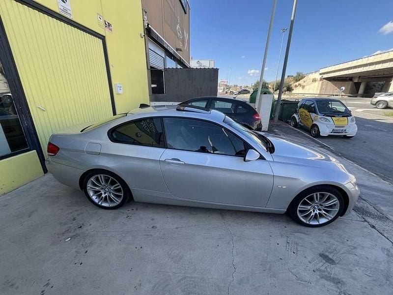 Usado BMW 320 184 CV (135 kW) 2010 Gris Coupe