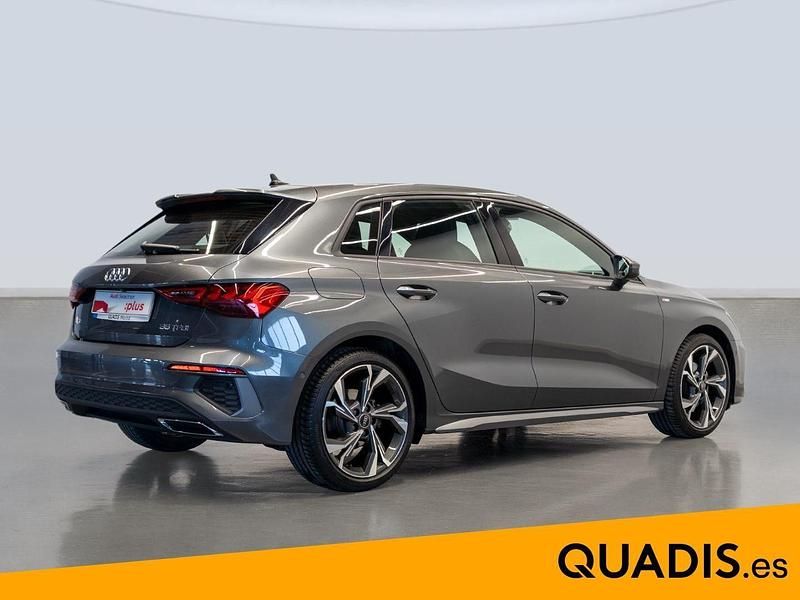 Usado Audi A3 Advanced 150 CV (110 kW) 2024 Gris