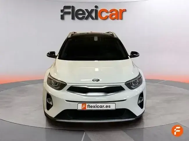 Usado Kia Stonic 120 CV (88 kW) 2018 Blanco SUV