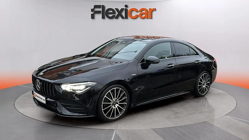 Usado Mercedes CLA200 163 CV (119 kW) 2020 Negro Berlina