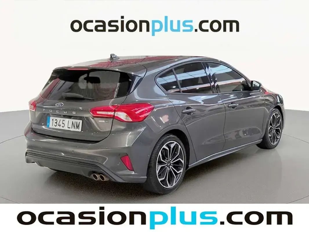 Usado Ford Focus ST-Line 125 CV (91 kW) 2021 Gris Utilitario