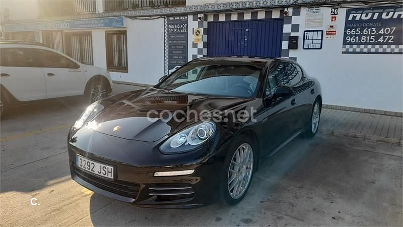 Negro Usado 2016 Porsche Panamera 4 Executive Berlina | 35.000 € - Imagen 1/4