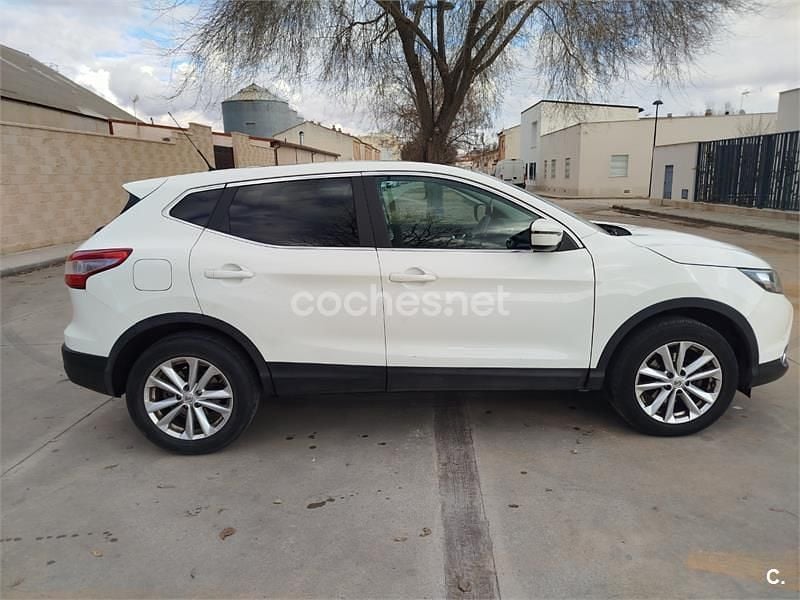 Usado Nissan Qashqai N-TEC 110 CV (80 kW) 2014 Blanco SUV