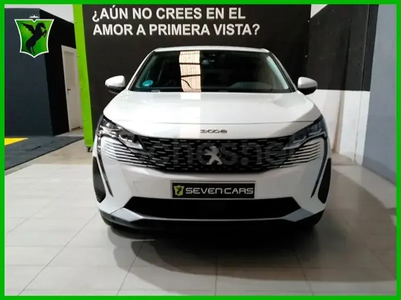 Usado Peugeot 3008 Active 130 CV (95 kW) 2021 Blanco SUV