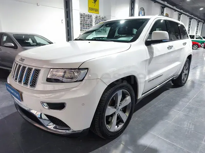 Usado Jeep Grand Cherokee Summit 250 CV (183 kW) 2017 Blanco SUV