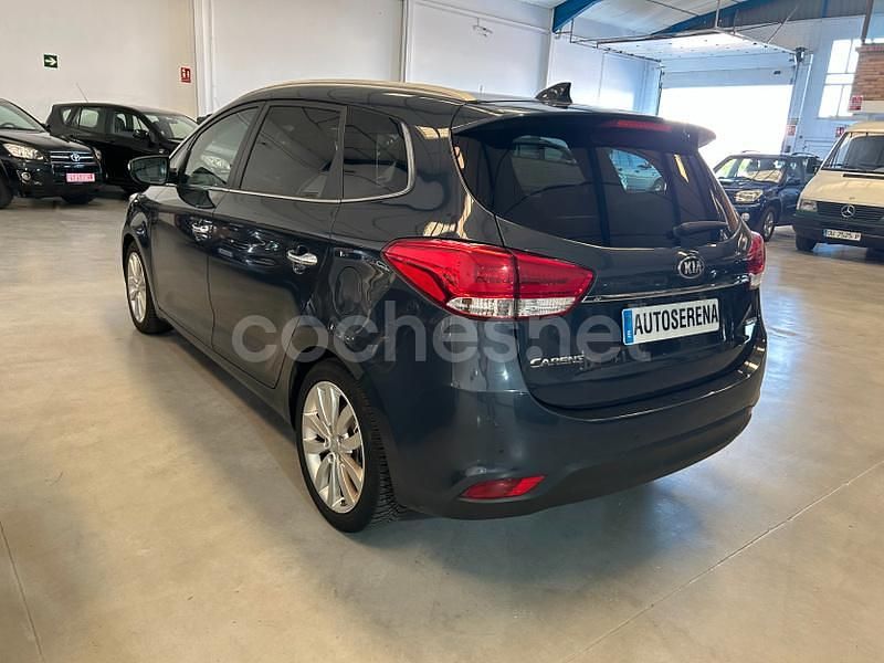 Usado Kia Carens 141 CV (103 kW) 2017 Azul Monovolumen