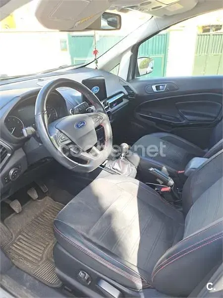 Usado Ford Ecosport ST-Line 125 CV (91 kW) 2021 Gris / plata SUV
