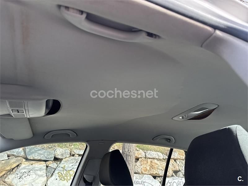 Usado VW Golf VI Advance 105 CV (77 kW) 2011 Blanco Utilitario