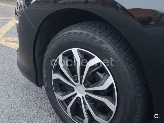 Usado Peugeot 308 SW Active 120 CV (88 kW) 2012 Negro Familiar